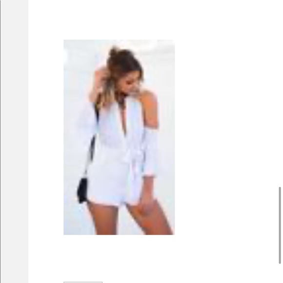 White romper play suit - Picture 2 of 3